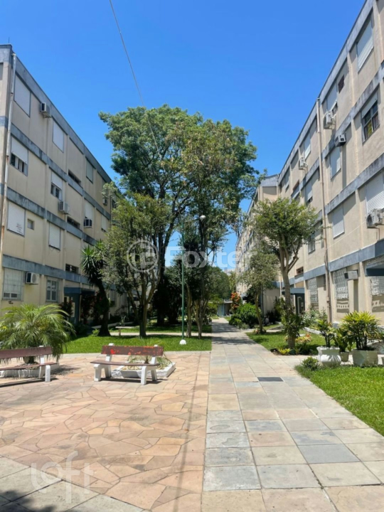 Apartamento à venda com 2 quartos, 46m² - Foto 12