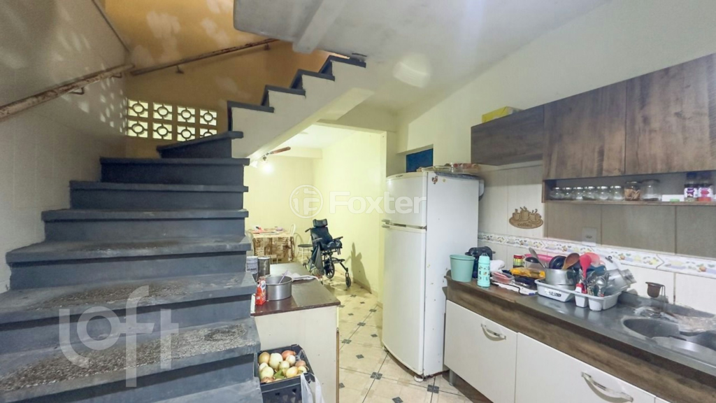 Casa à venda com 4 quartos, 128m² - Foto 3