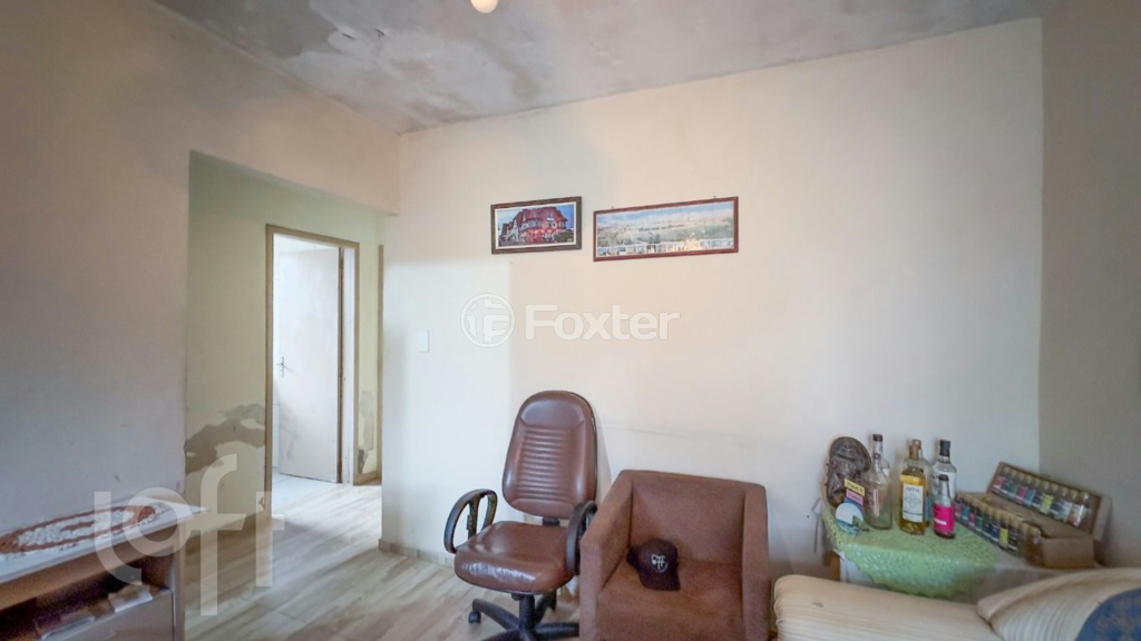Casa à venda com 4 quartos, 128m² - Foto 1