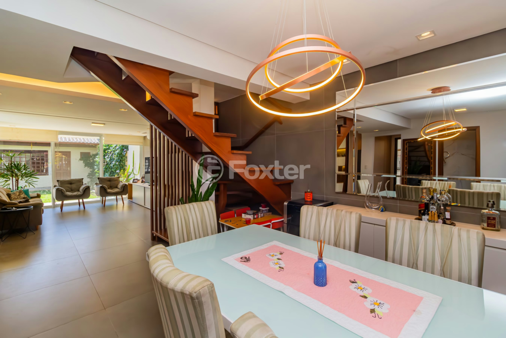 Casa de Condomínio à venda com 3 quartos, 212m² - Foto 5