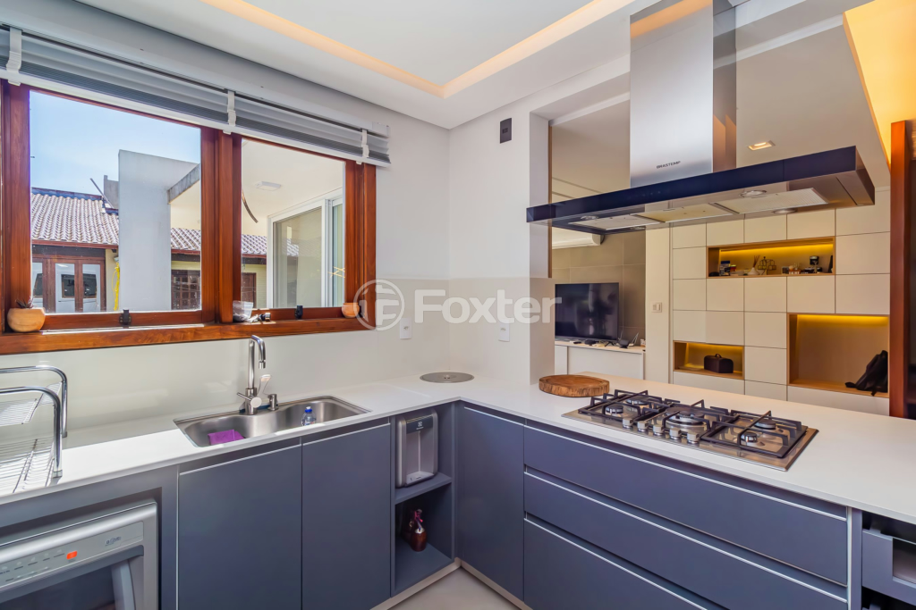 Casa de Condomínio à venda com 3 quartos, 212m² - Foto 44