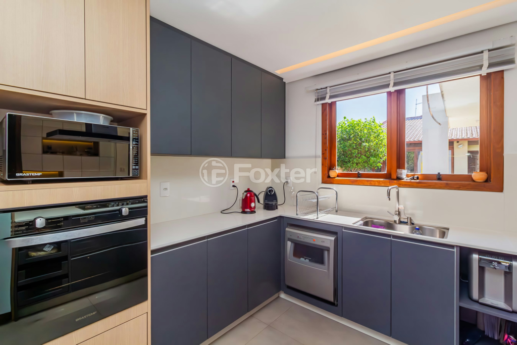 Casa de Condomínio à venda com 3 quartos, 212m² - Foto 45