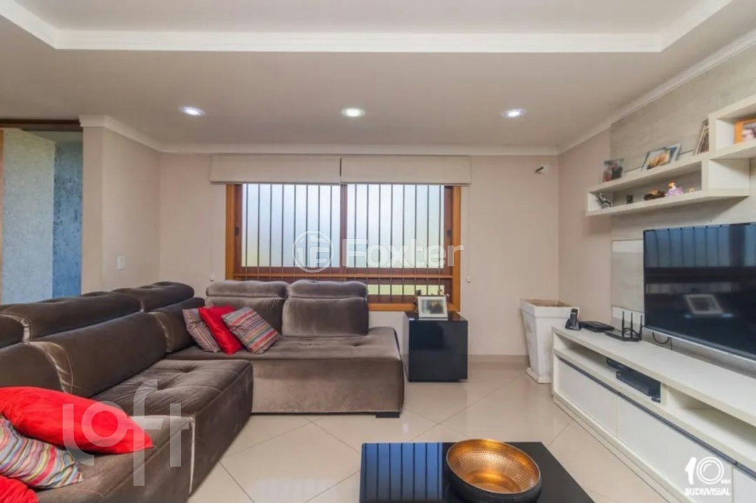 Casa à venda com 3 quartos, 180m² - Foto 4