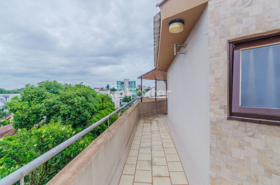 Cobertura à venda com 4 quartos, 231m² - Foto 4