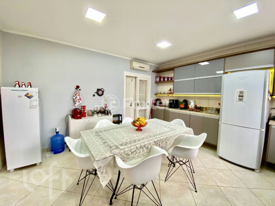 Casa à venda com 3 quartos, 203m² - Foto 29