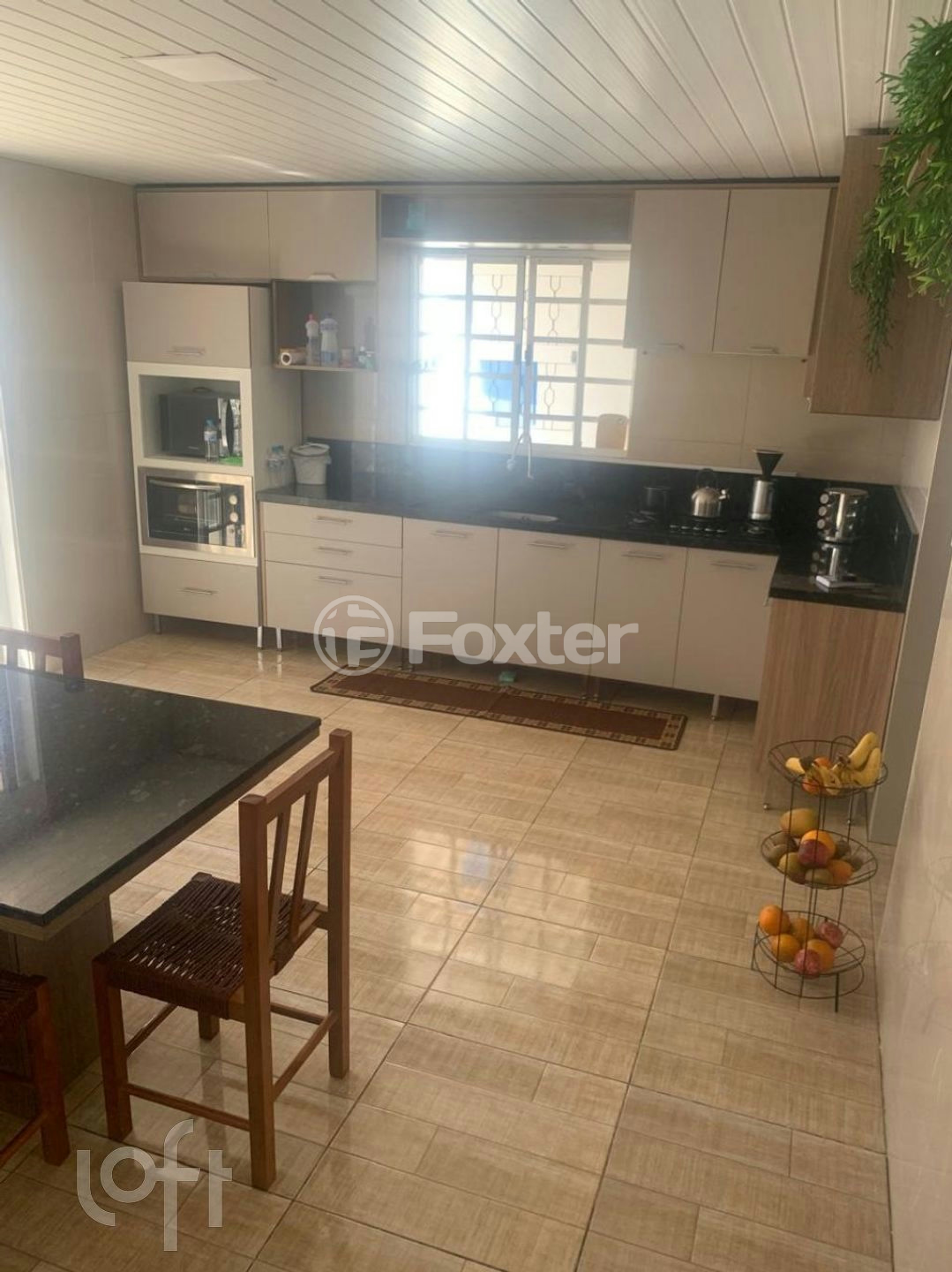 Casa à venda com 2 quartos, 150m² - Foto 2