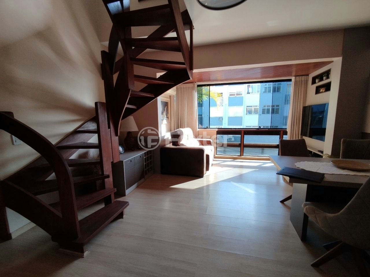 Cobertura à venda com 2 quartos, 149m² - Foto 2