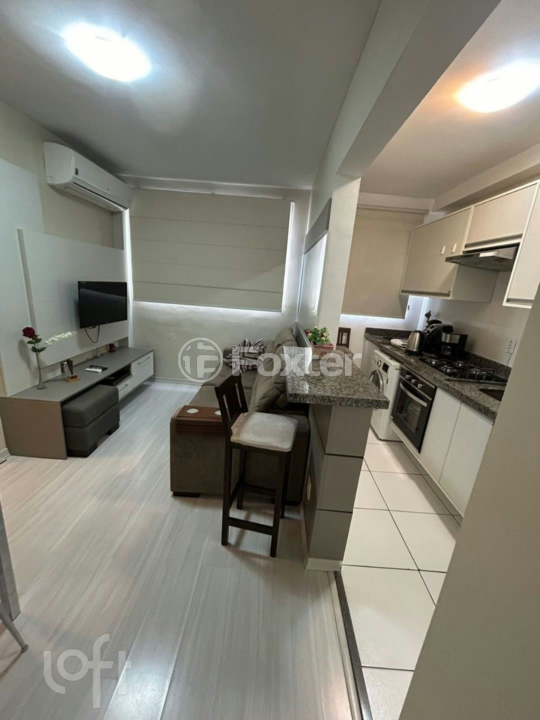 Apartamento à venda com 2 quartos, 45m² - Foto 1