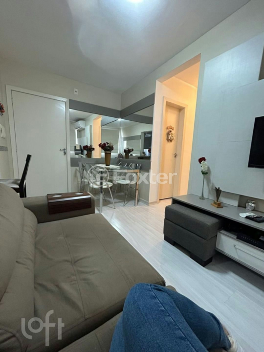 Apartamento à venda com 2 quartos, 45m² - Foto 2