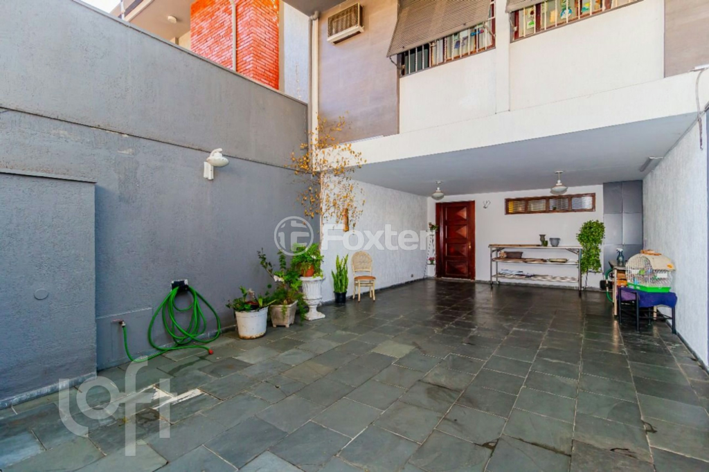 Casa à venda com 4 quartos, 280m² - Foto 52