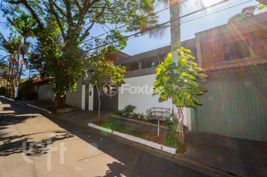 Casa à venda com 4 quartos, 280m² - Foto 56