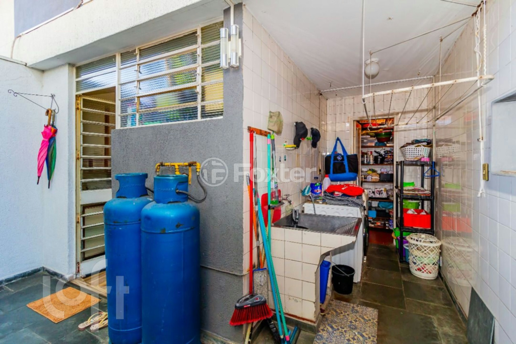 Casa à venda com 4 quartos, 280m² - Foto 47