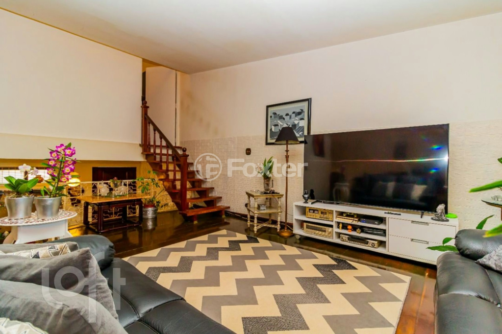 Casa à venda com 4 quartos, 280m² - Foto 1