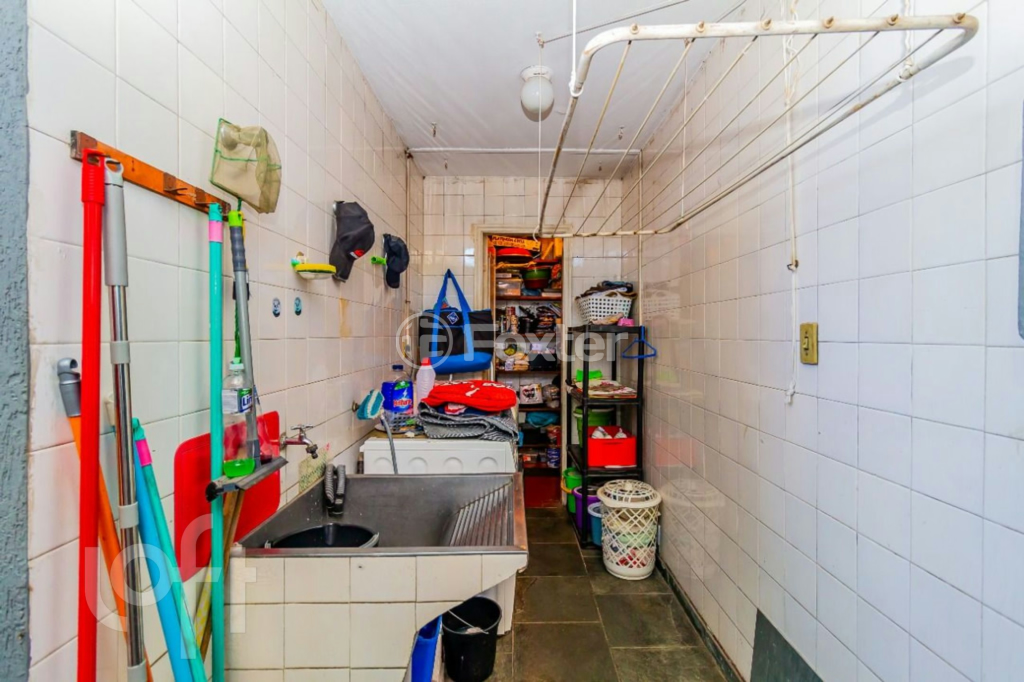 Casa à venda com 4 quartos, 280m² - Foto 48