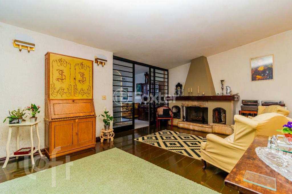 Casa à venda com 4 quartos, 280m² - Foto 2