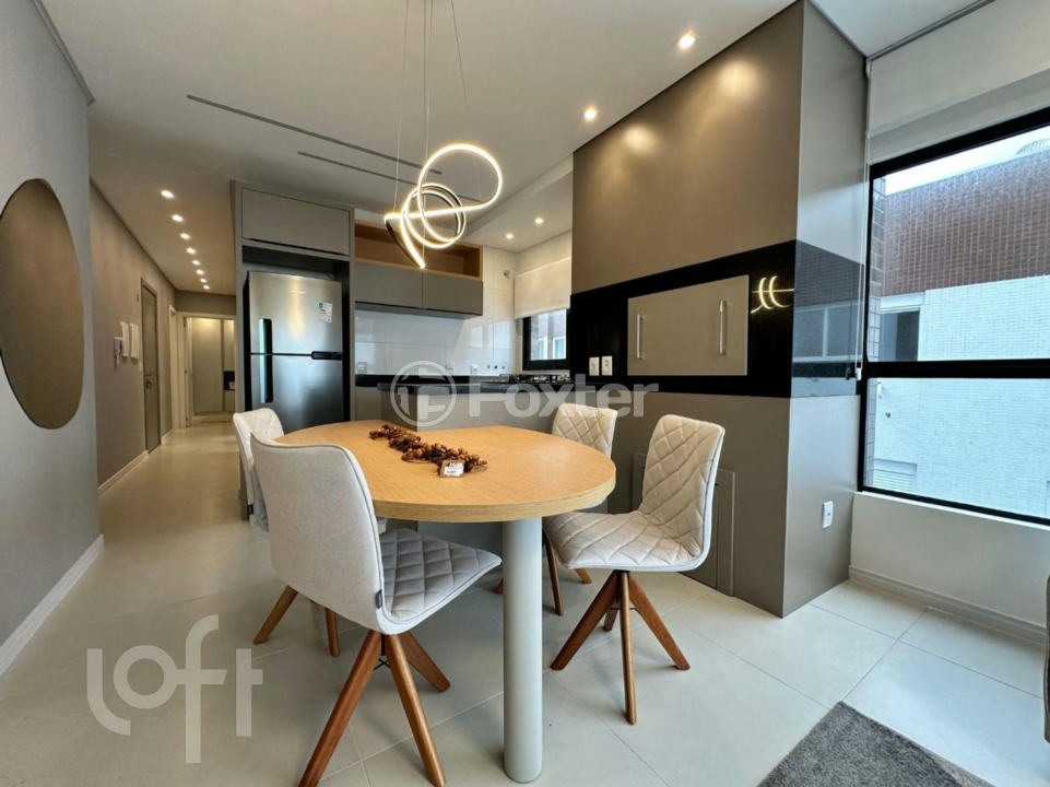 Apartamento à venda com 3 quartos, 98m² - Foto 3