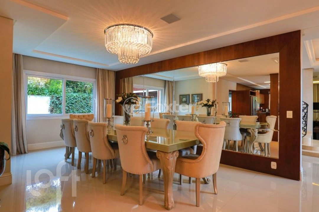 Casa de Condomínio à venda com 5 quartos, 500m² - Foto 2