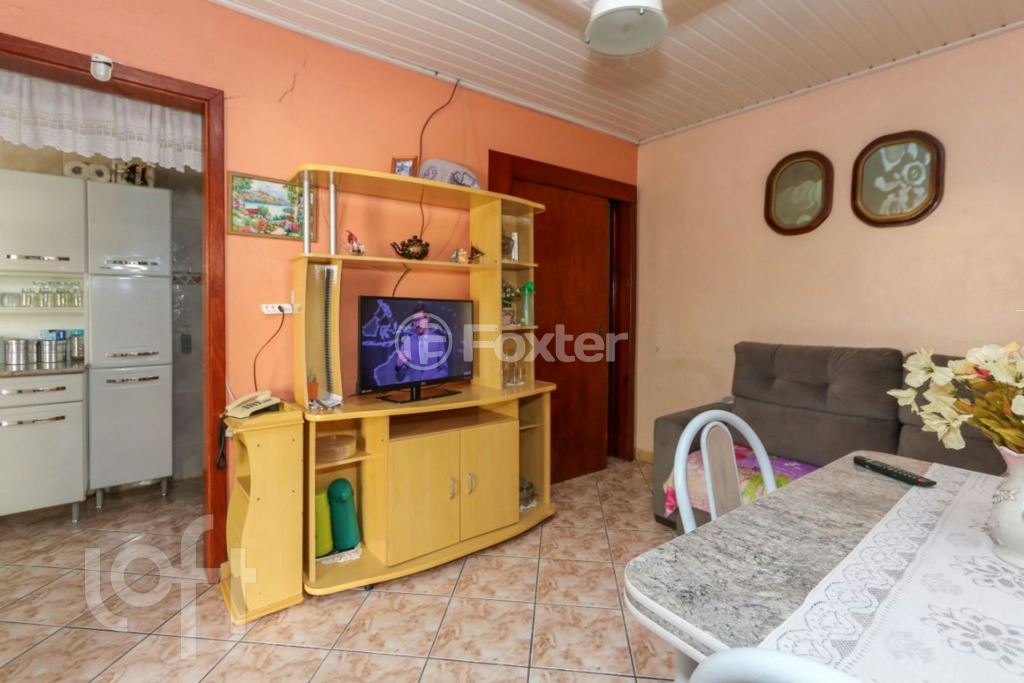 Casa à venda com 2 quartos, 70m² - Foto 6
