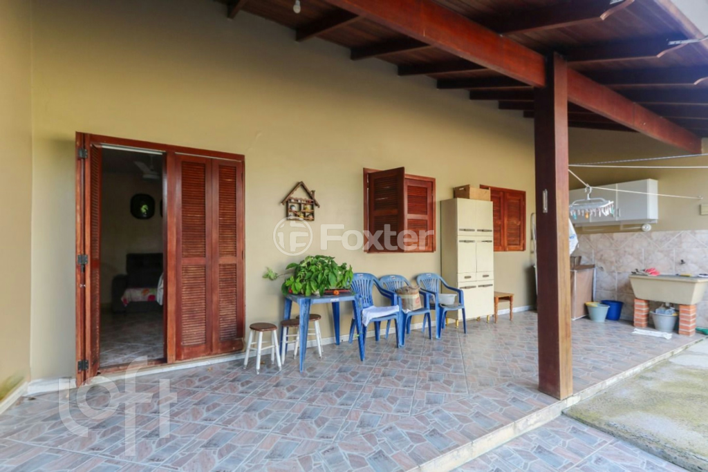 Casa à venda com 2 quartos, 70m² - Foto 16