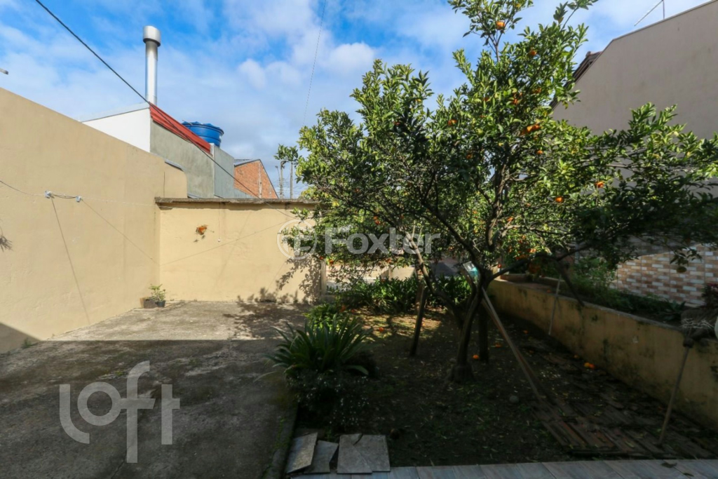 Casa à venda com 2 quartos, 70m² - Foto 17