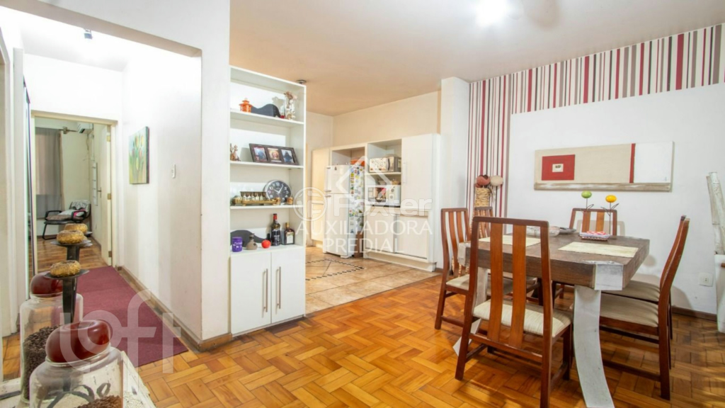 Casa à venda com 3 quartos, 300m² - Foto 9