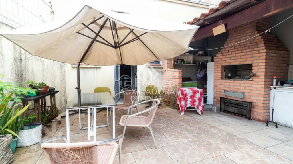 Casa à venda com 3 quartos, 300m² - Foto 40