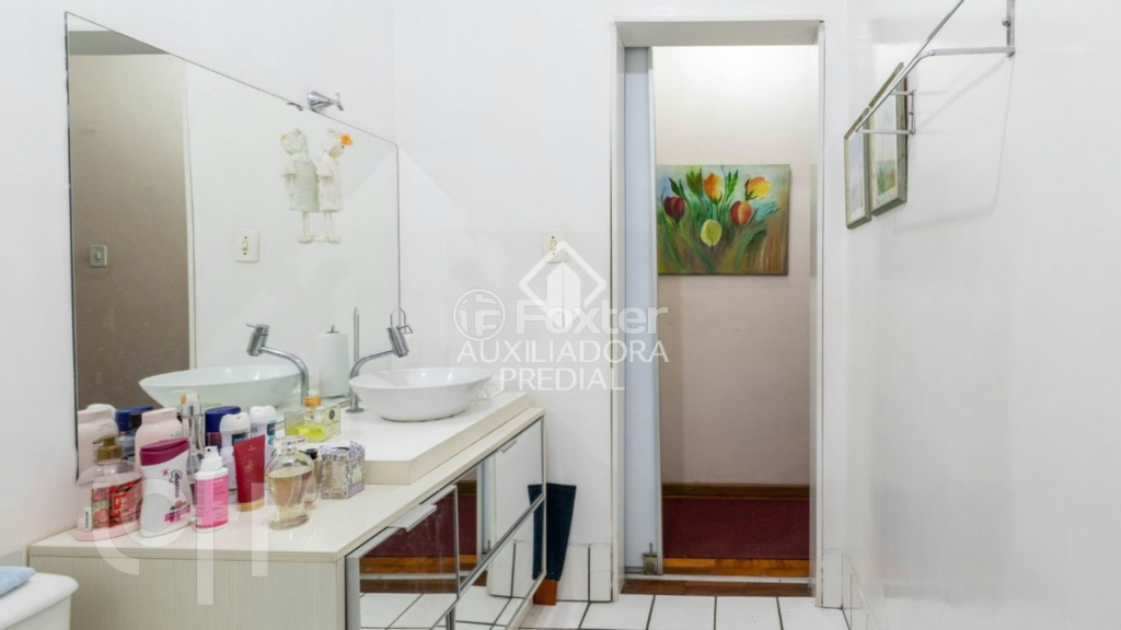 Casa à venda com 3 quartos, 300m² - Foto 26