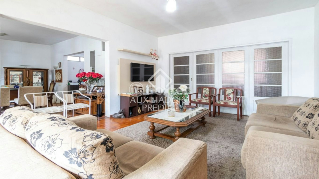 Casa à venda com 3 quartos, 300m² - Foto 24