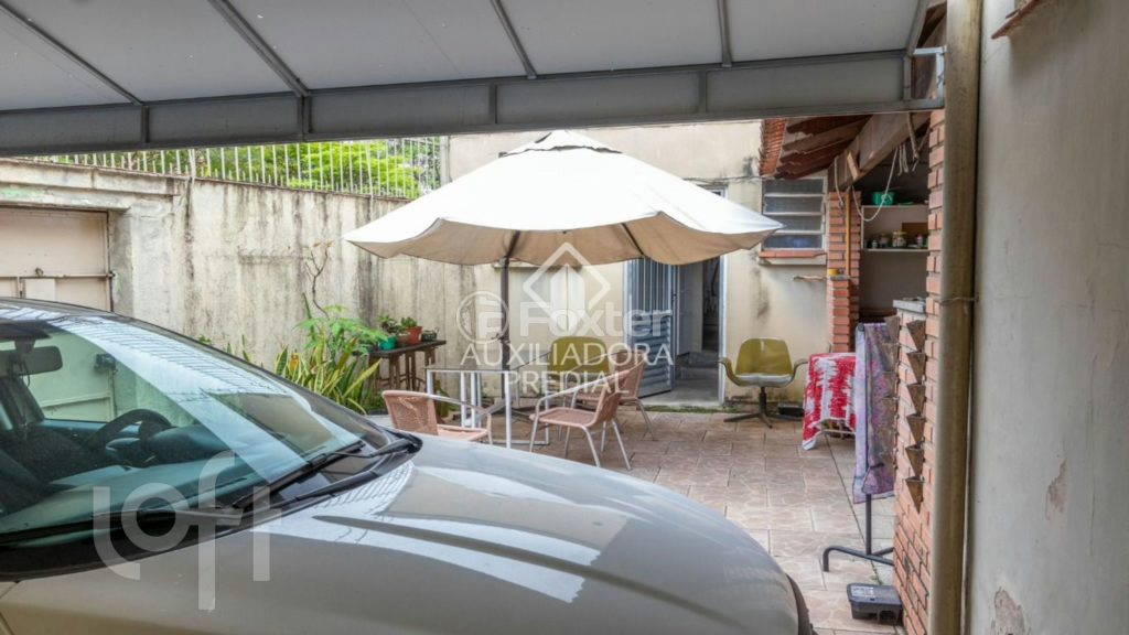 Casa à venda com 3 quartos, 300m² - Foto 38