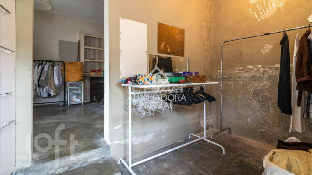 Casa à venda com 3 quartos, 300m² - Foto 35