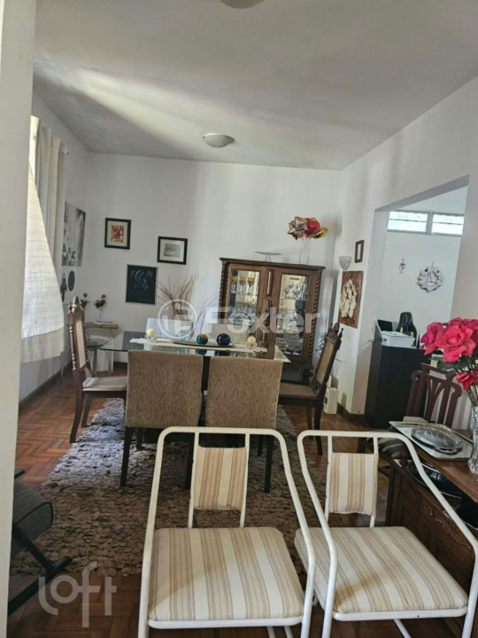Casa à venda com 3 quartos, 300m² - Foto 6