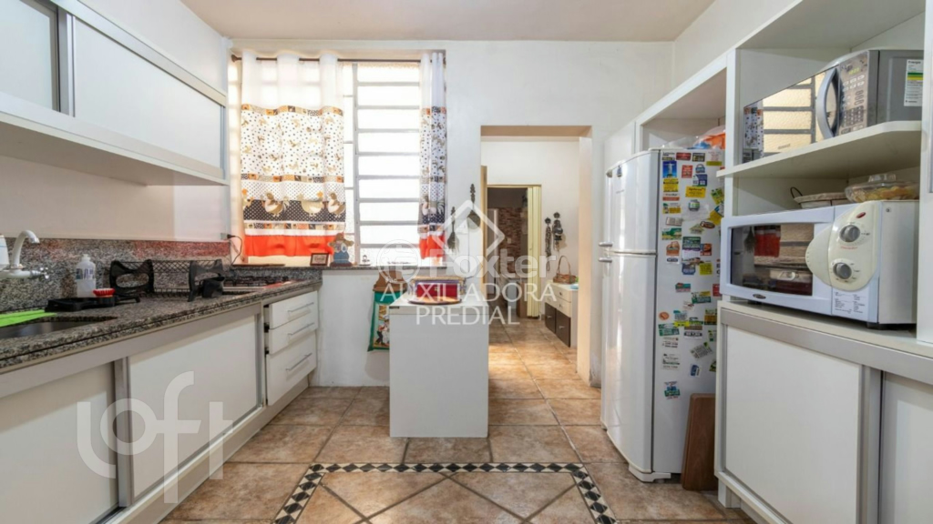 Casa à venda com 3 quartos, 300m² - Foto 14