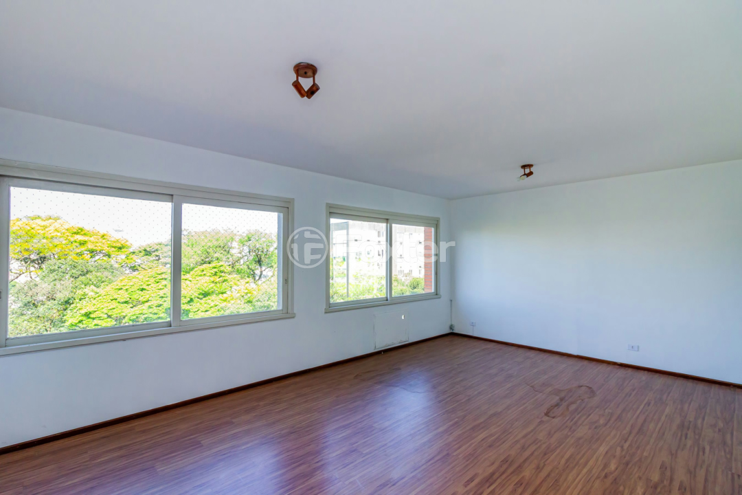 Apartamento à venda com 3 quartos, 117m² - Foto 2