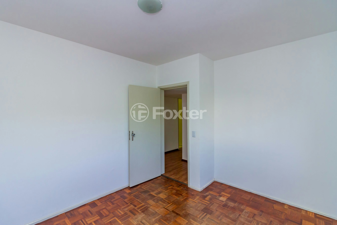 Apartamento à venda com 3 quartos, 117m² - Foto 9