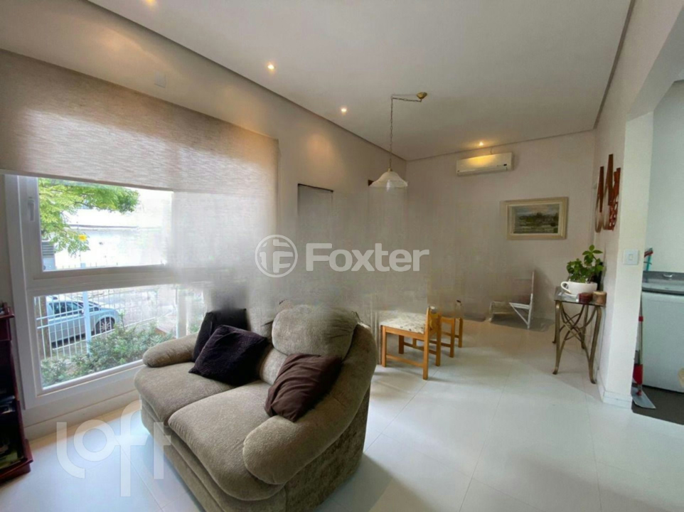 Casa à venda com 1 quarto, 140m² - Foto 2