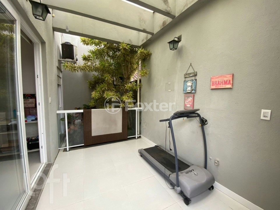 Casa à venda com 1 quarto, 140m² - Foto 4