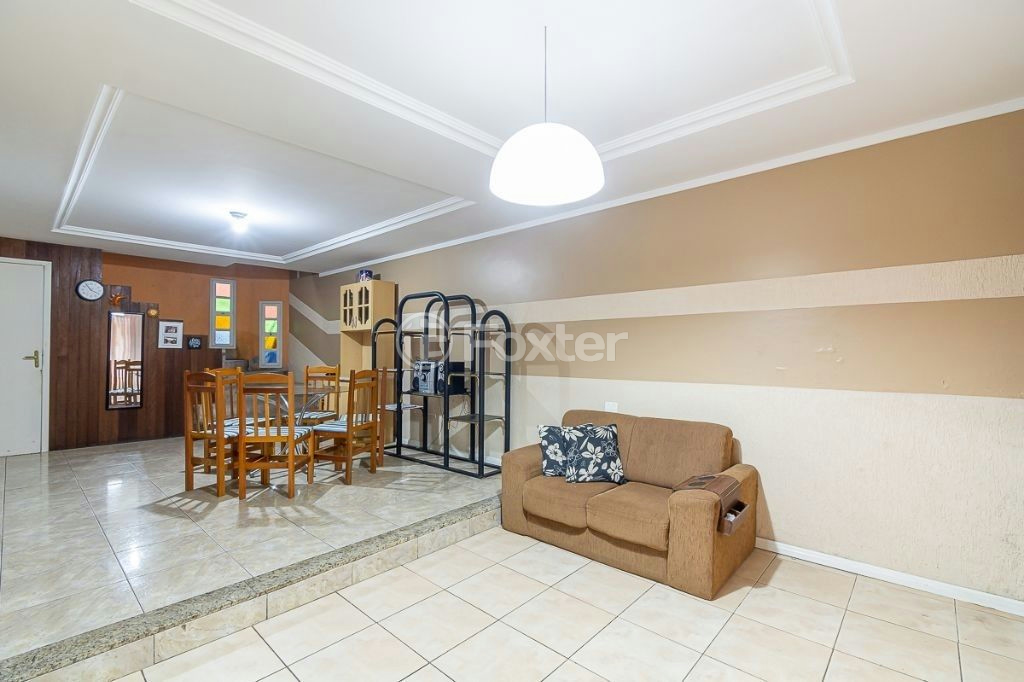 Casa à venda com 4 quartos, 260m² - Foto 6