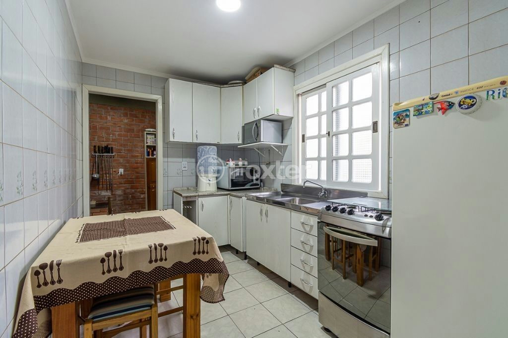 Casa à venda com 4 quartos, 260m² - Foto 7