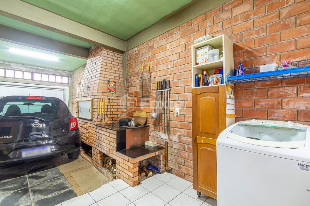 Casa à venda com 4 quartos, 260m² - Foto 4