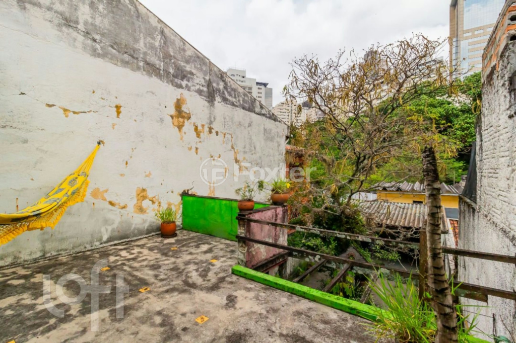 Casa à venda com 2 quartos, 120m² - Foto 23