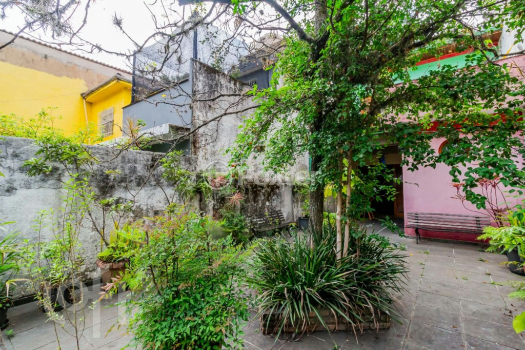 Casa à venda com 2 quartos, 120m² - Foto 36