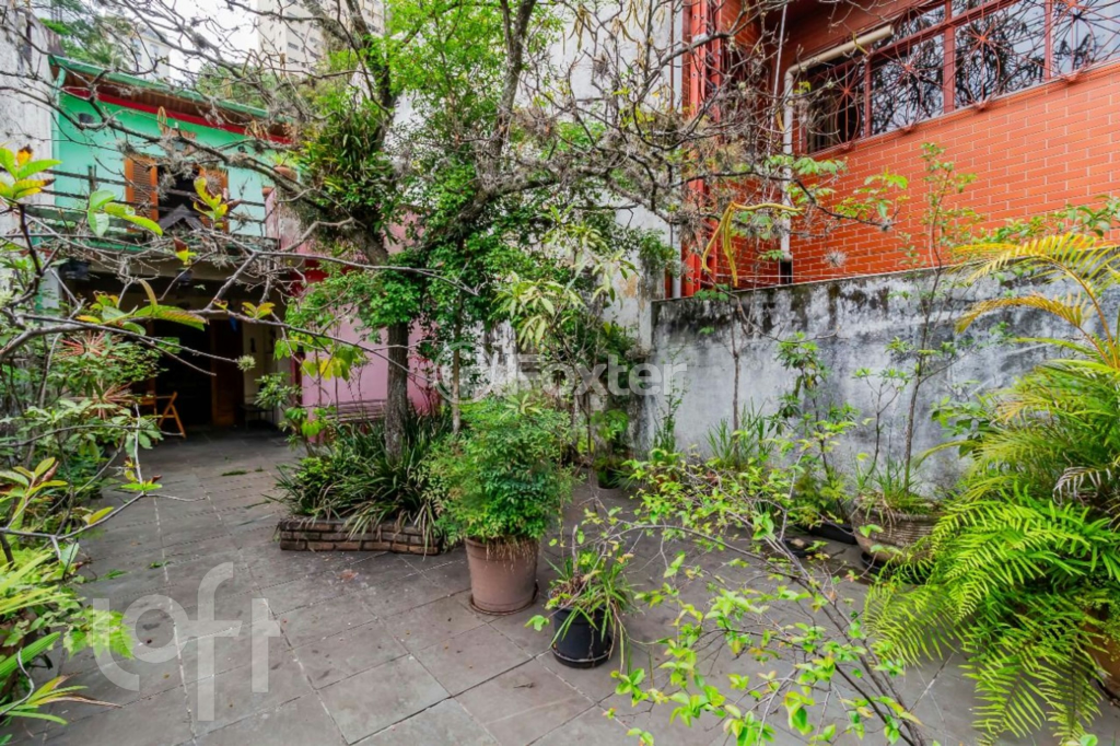 Casa à venda com 2 quartos, 120m² - Foto 11