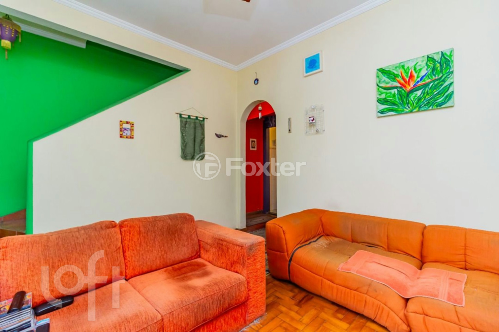 Casa à venda com 2 quartos, 120m² - Foto 2