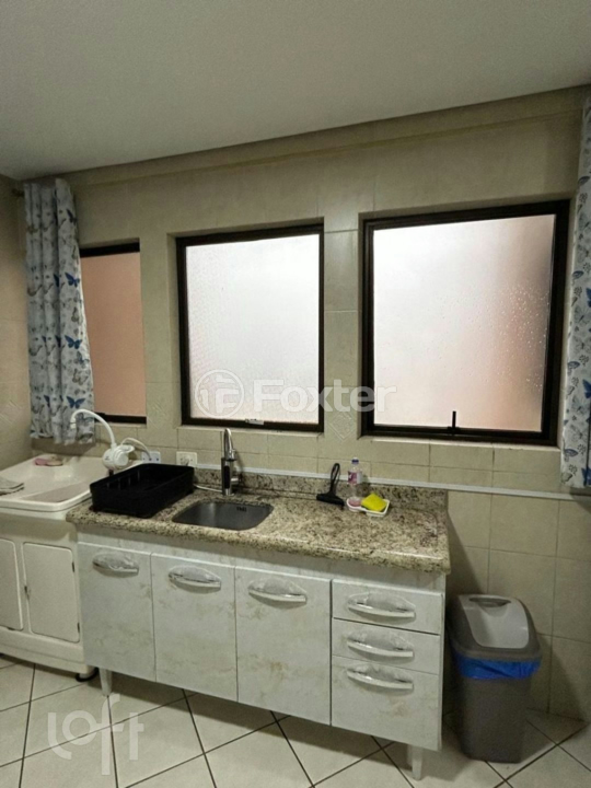 Apartamento à venda com 3 quartos, 101m² - Foto 12
