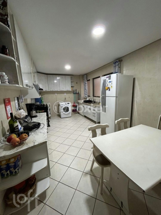 Apartamento à venda com 3 quartos, 101m² - Foto 11