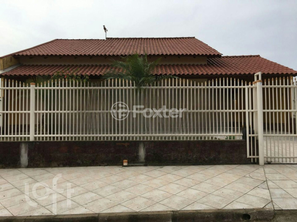 Casa à venda com 3 quartos, 180m² - Foto 1