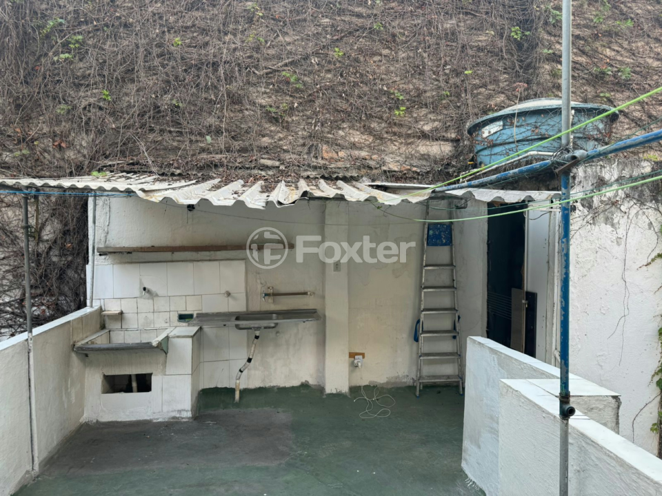 Casa à venda com 9 quartos, 120m² - Foto 21
