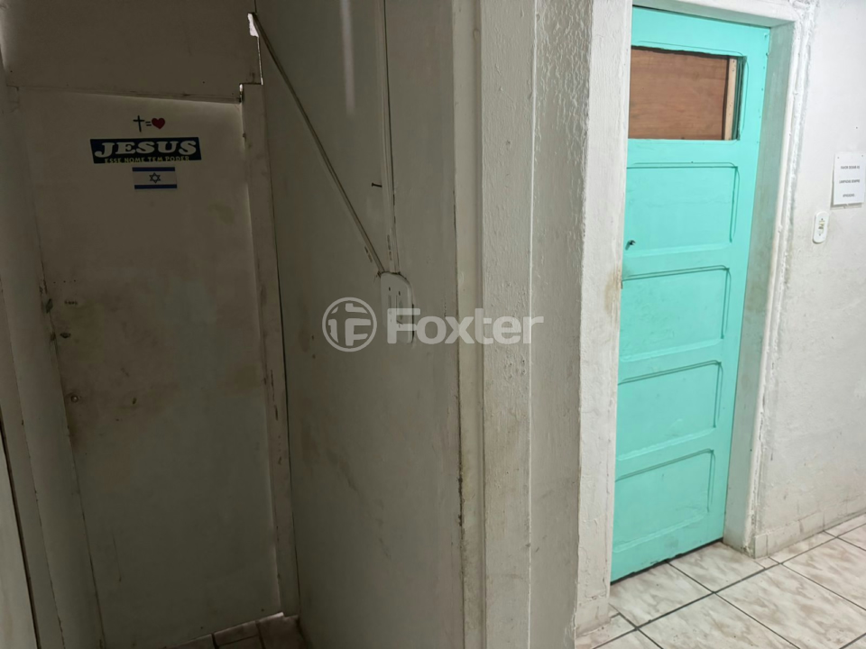 Casa à venda com 9 quartos, 120m² - Foto 4