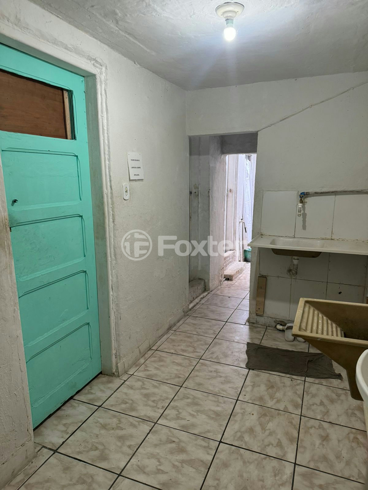 Casa à venda com 9 quartos, 120m² - Foto 3