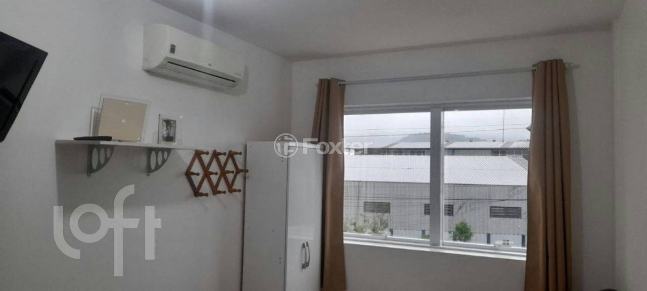 Apartamento à venda com 2 quartos, 74m² - Foto 13